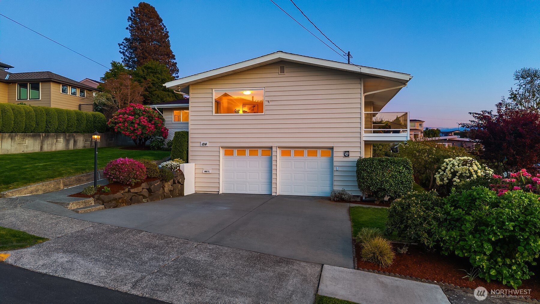 814 Dayton Street , Edmonds, WA 98020