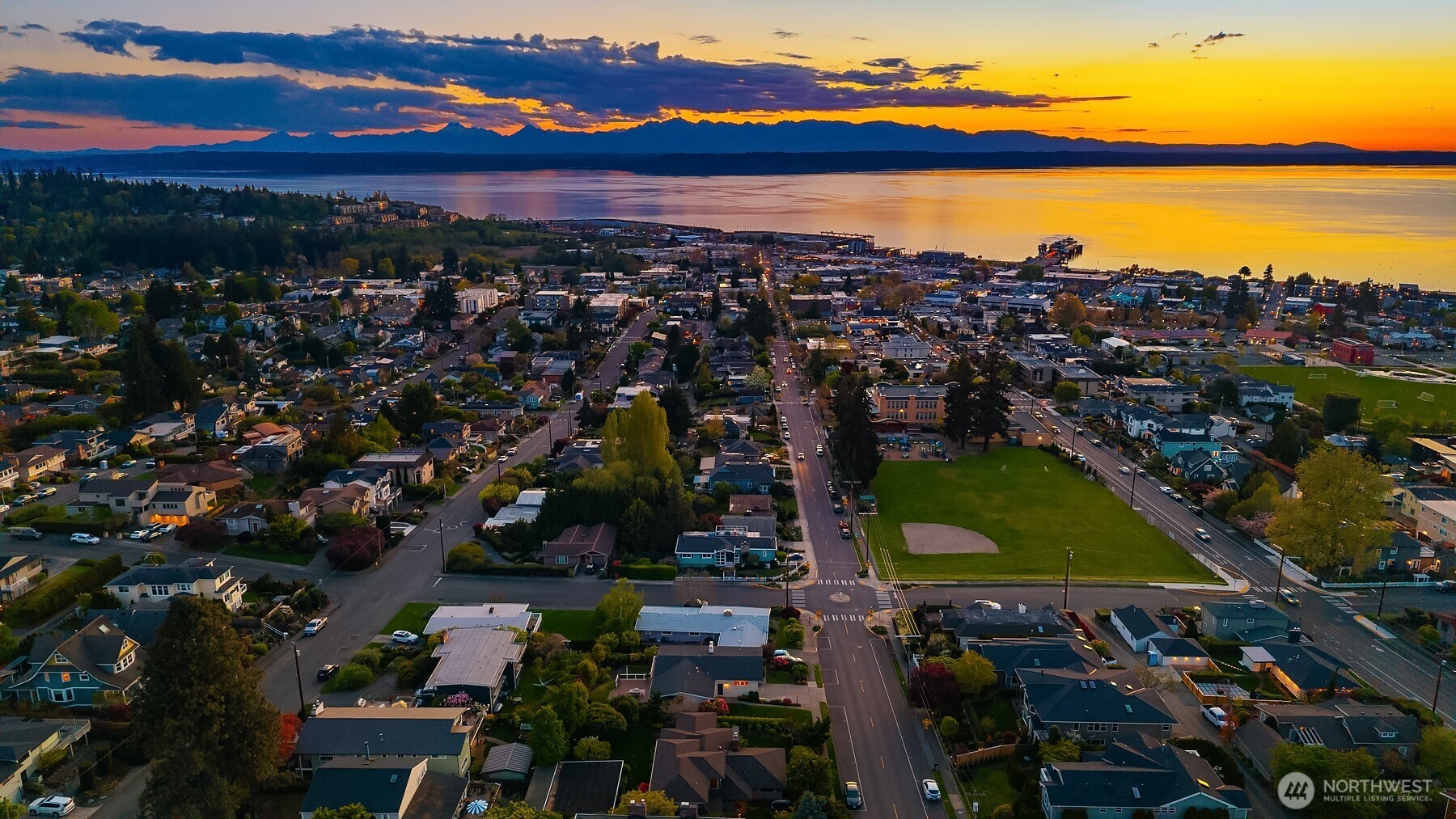 814 Dayton Street , Edmonds, WA 98020