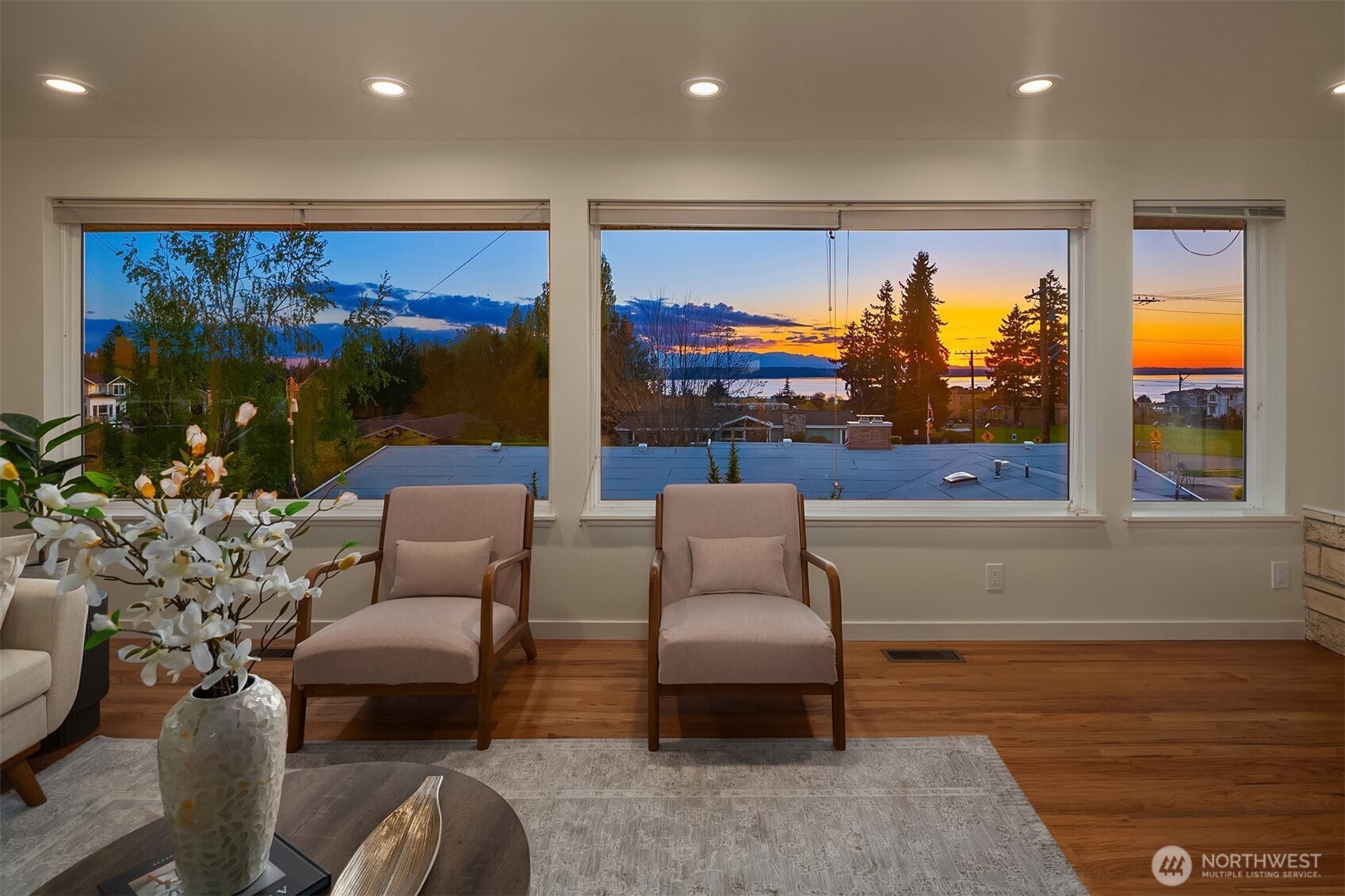 814 Dayton Street , Edmonds, WA 98020