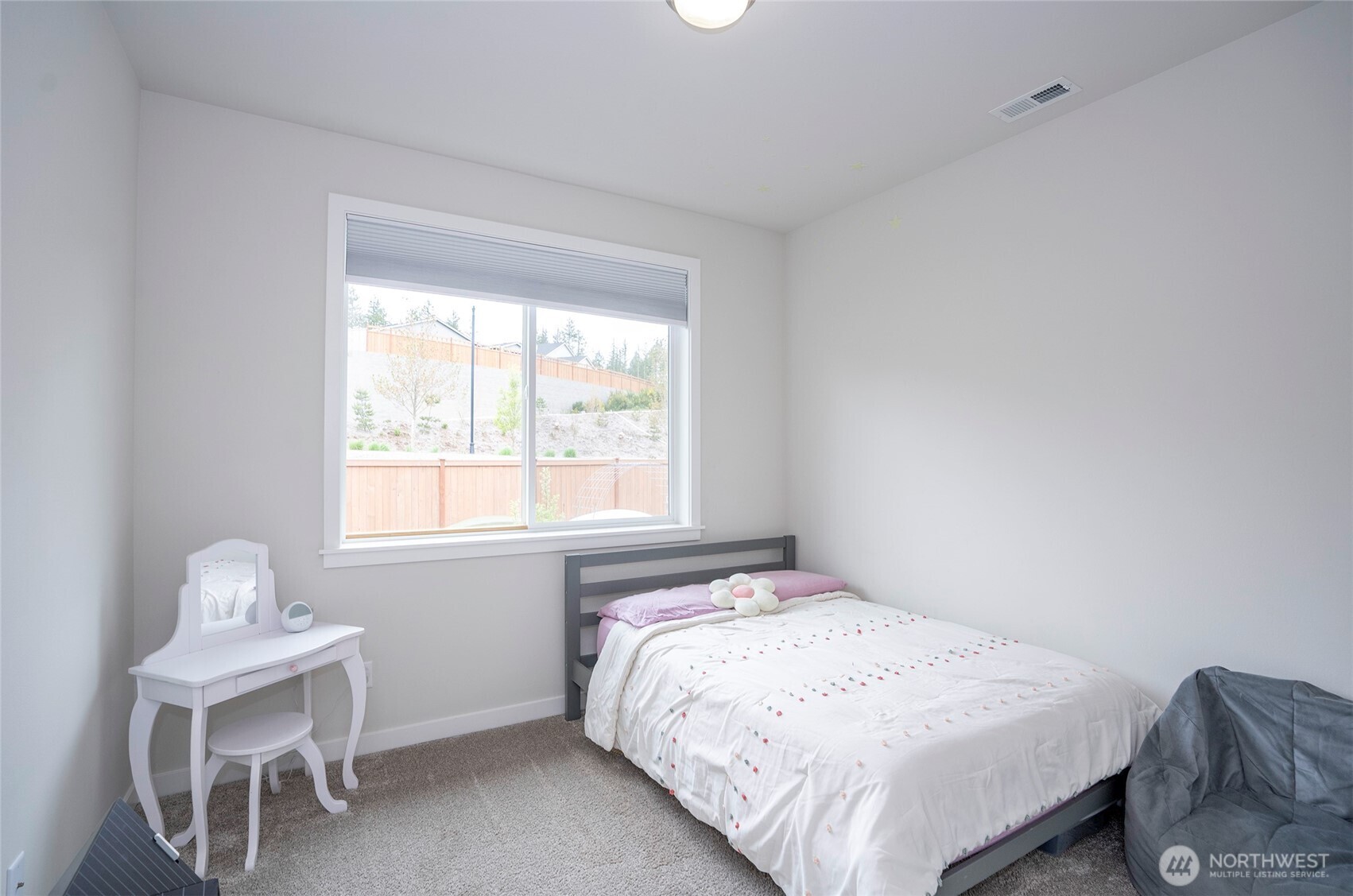 3843 SW Sylvia Court , Port Orchard, WA 98367