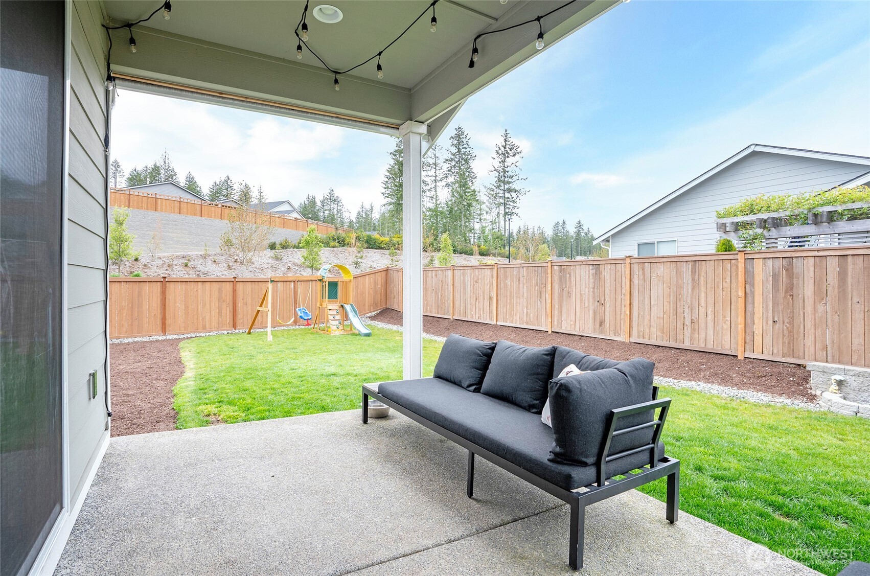3843 SW Sylvia Court , Port Orchard, WA 98367