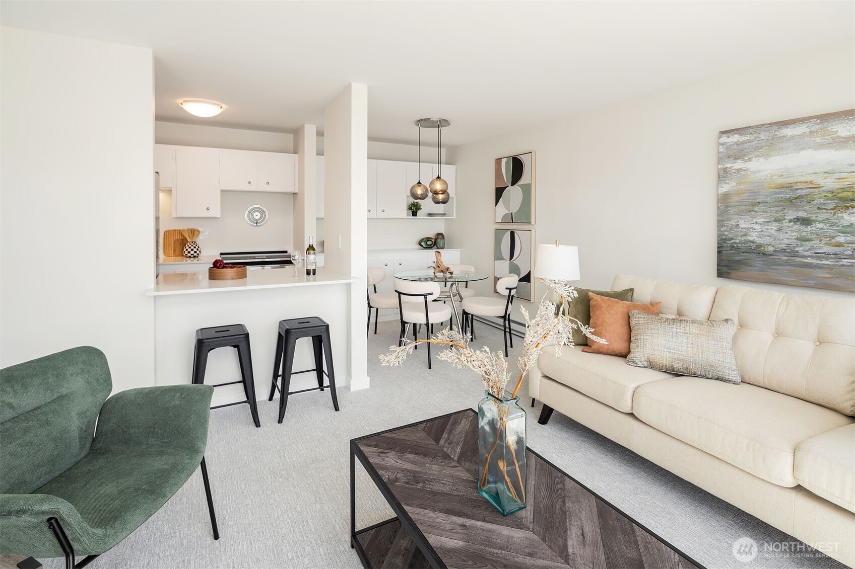 6201 Lake Washington Boulevard NE #203, Kirkland, WA 98033
