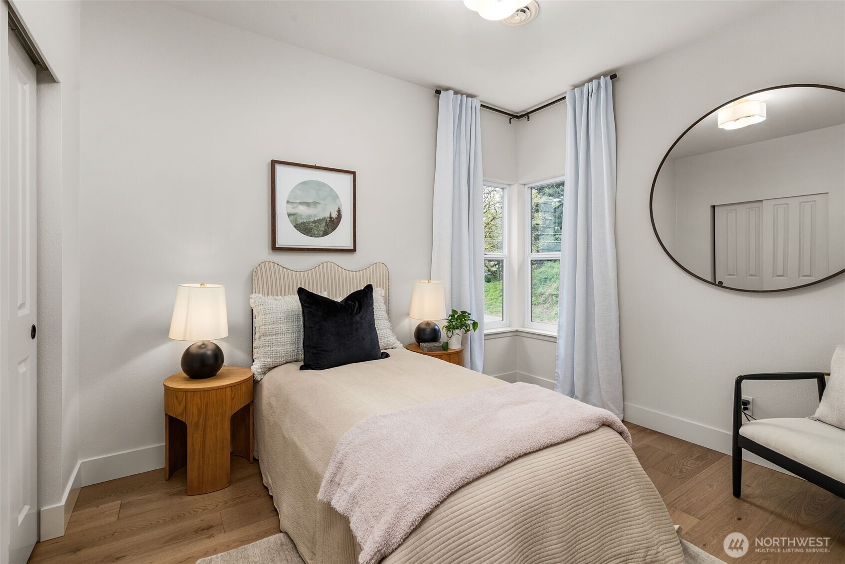6223 85th Avenue W, University Place, WA 98467