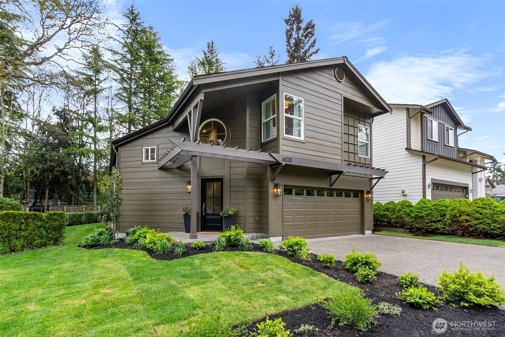 6223 85th Avenue W, University Place, WA 98467