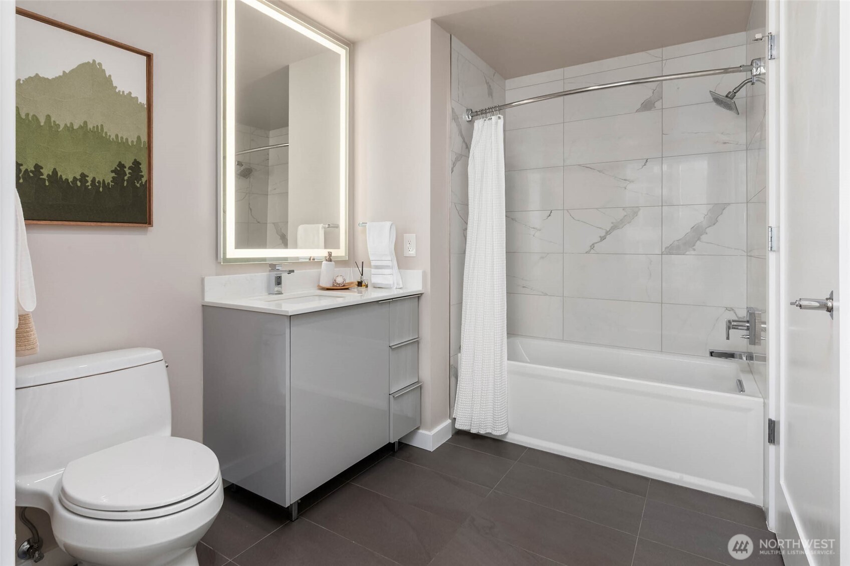 450 S Main Street #209, Seattle, WA 98104