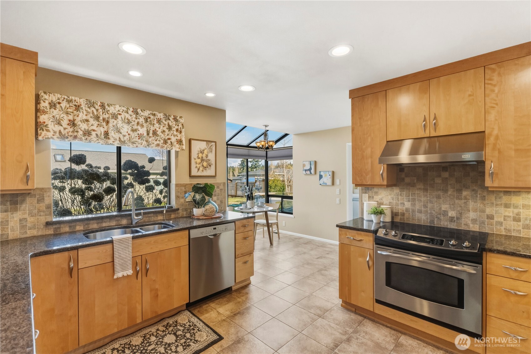 3506 Haines Street , Port Townsend, WA 98368