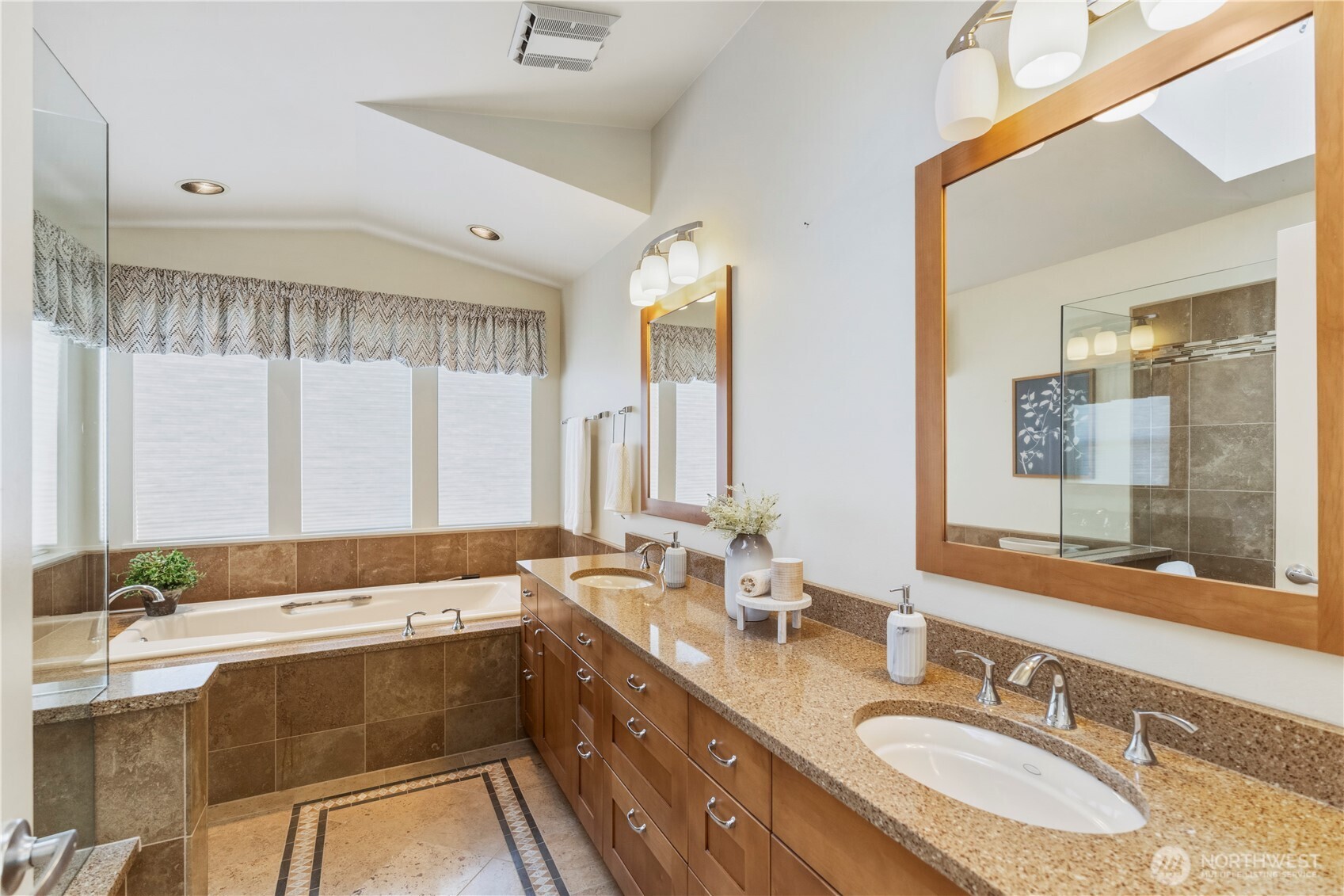 3506 Haines Street , Port Townsend, WA 98368