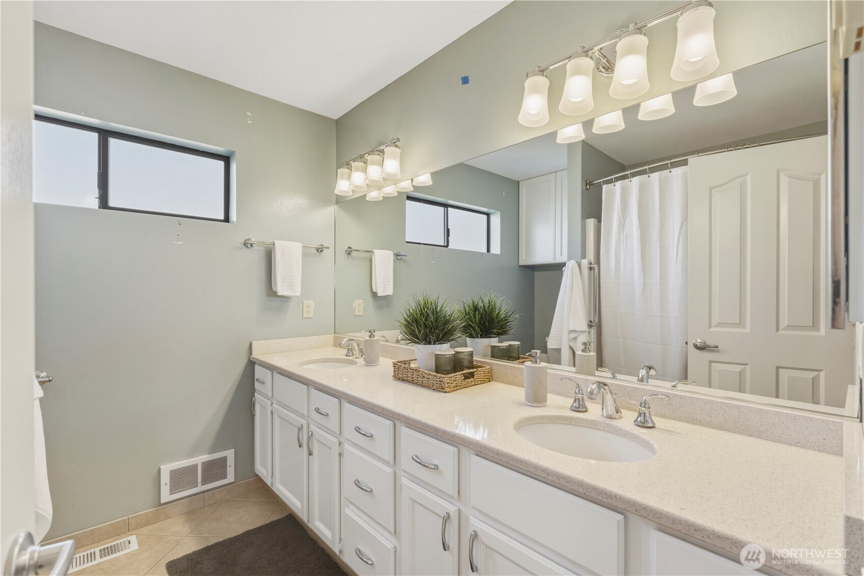 3506 Haines Street , Port Townsend, WA 98368