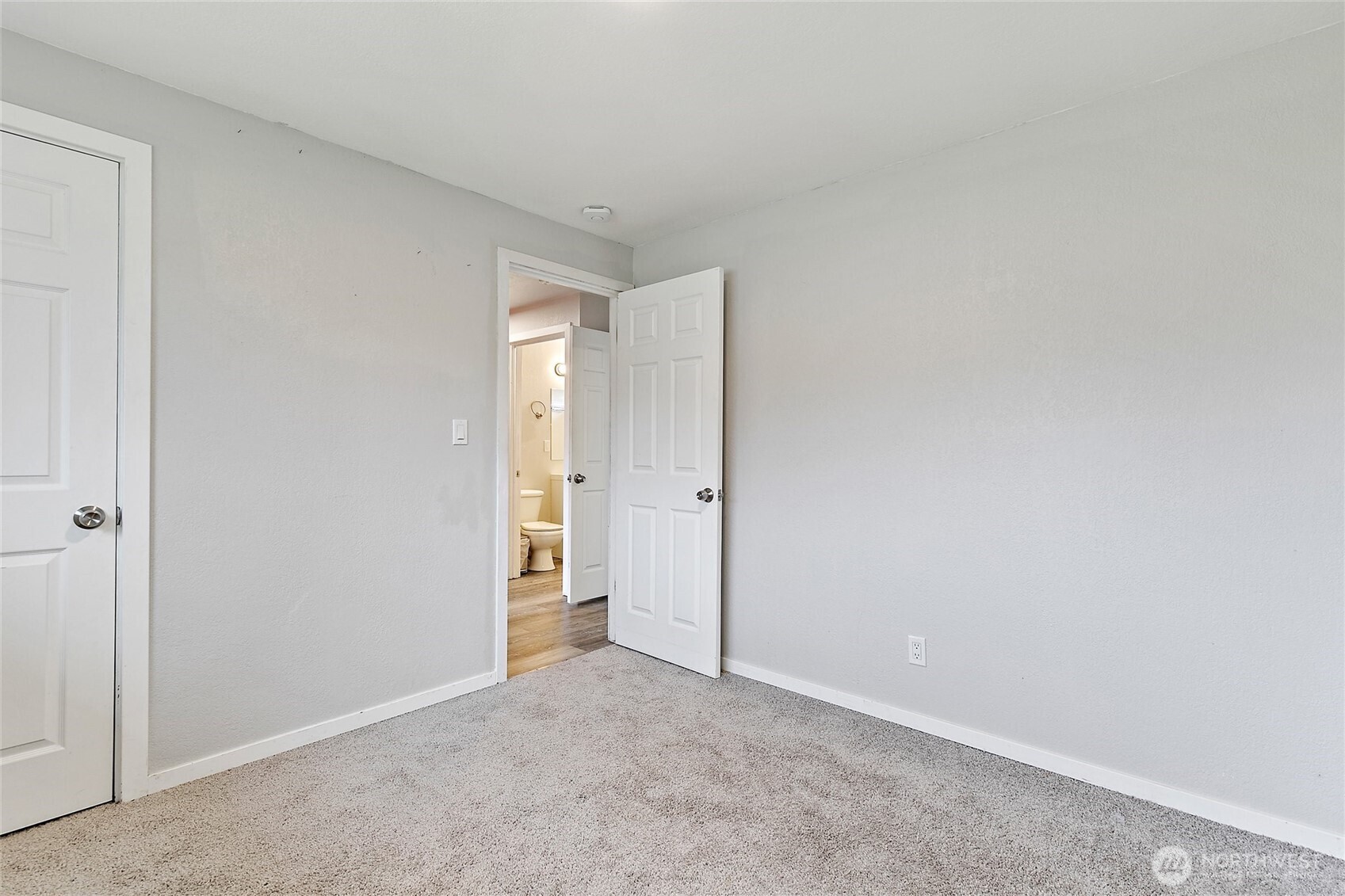 30657 1st Place SW, Federal Way, WA 98023