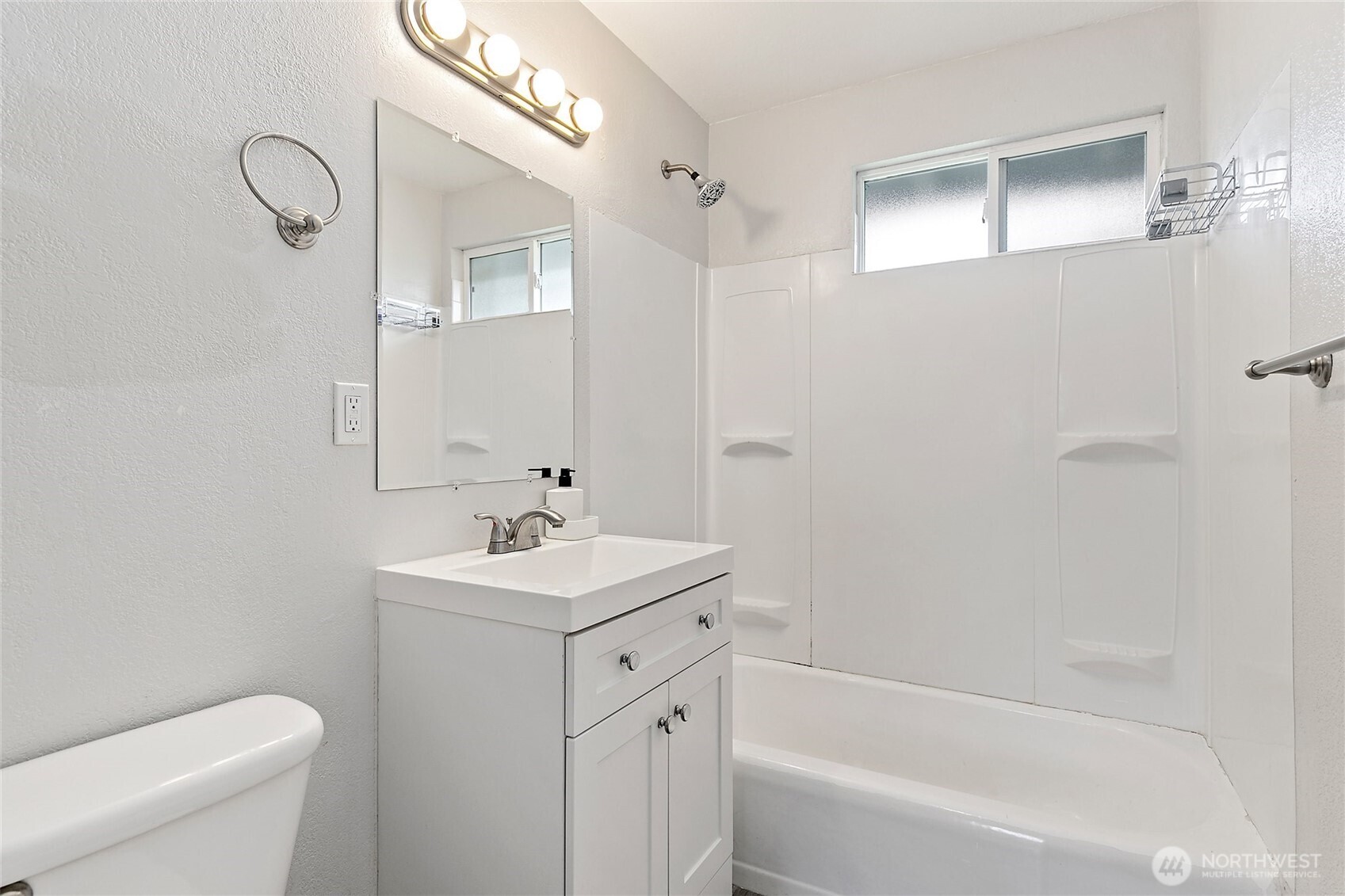 30657 1st Place SW, Federal Way, WA 98023