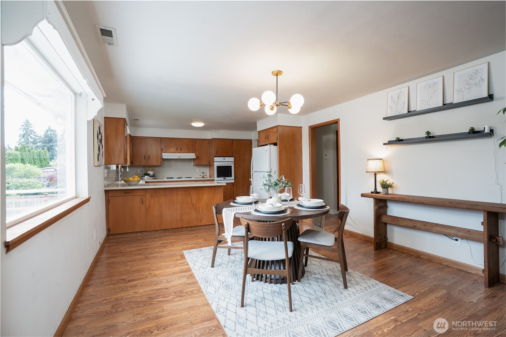 1045 Sunrise Lane , Fircrest, WA 98466