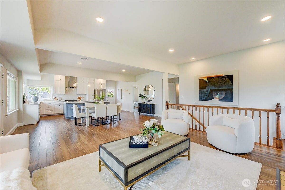 3228 57th Avenue SW, Seattle, WA 98116