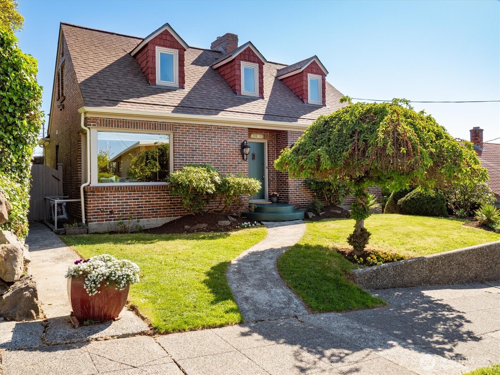 3411 NW 67th Street , Seattle, WA 98117
