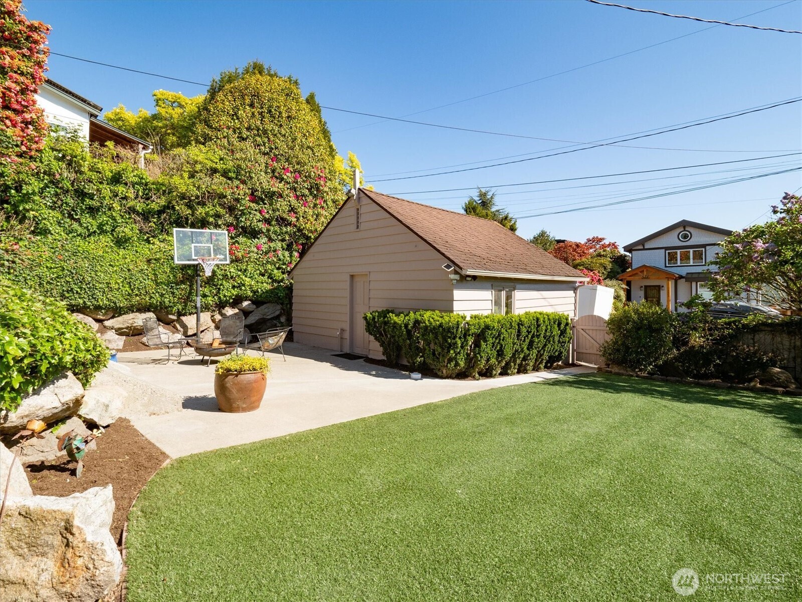 3411 NW 67th Street , Seattle, WA 98117