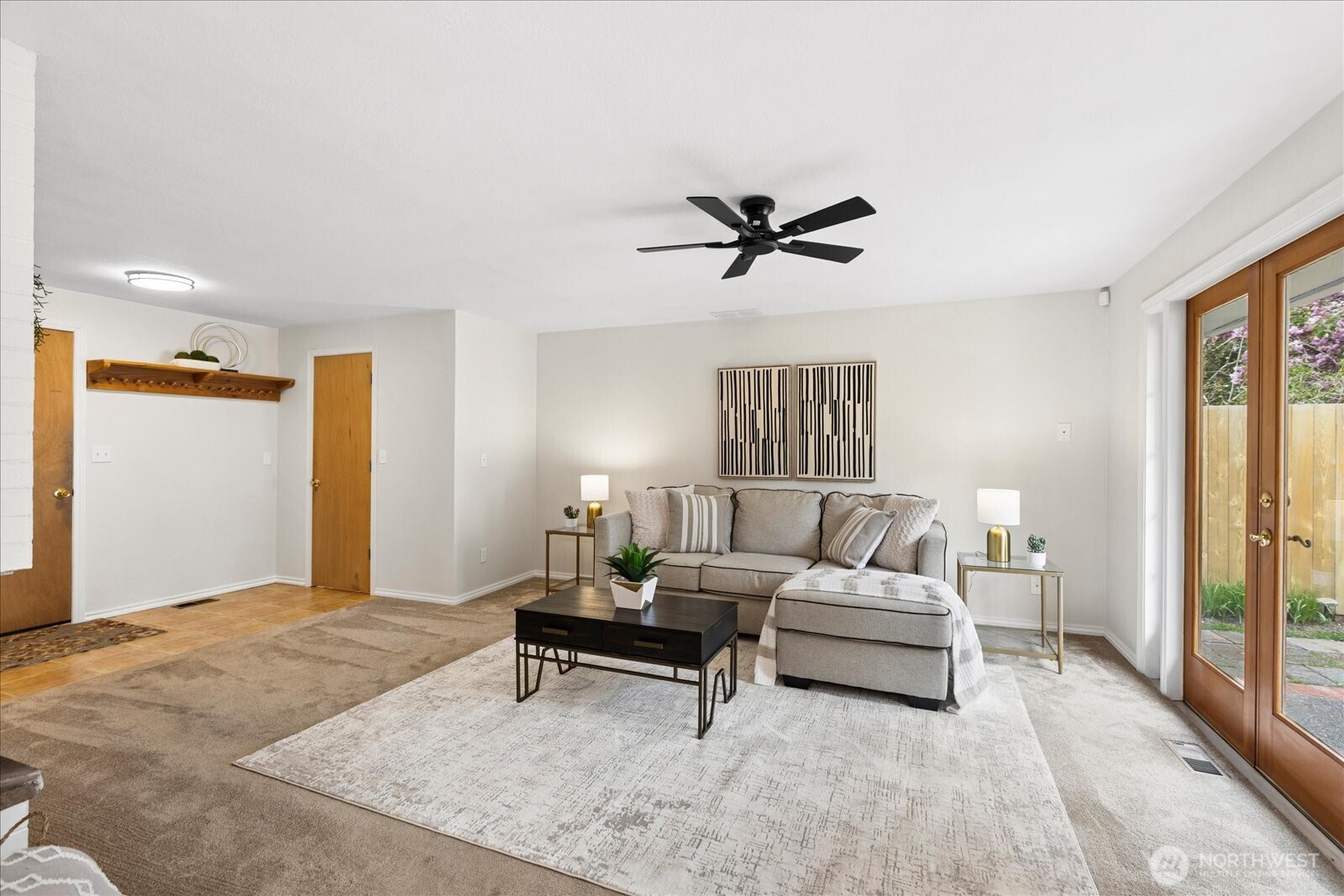 320 NW 202nd Street , Shoreline, WA 98177