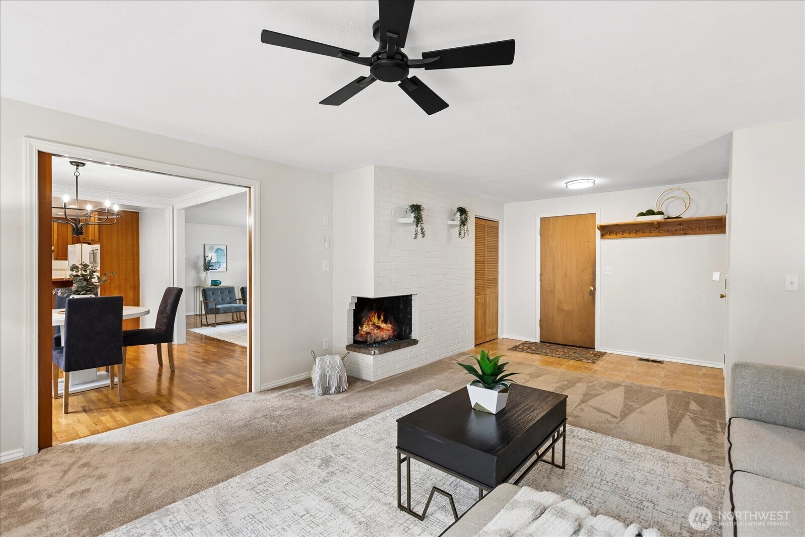 320 NW 202nd Street , Shoreline, WA 98177