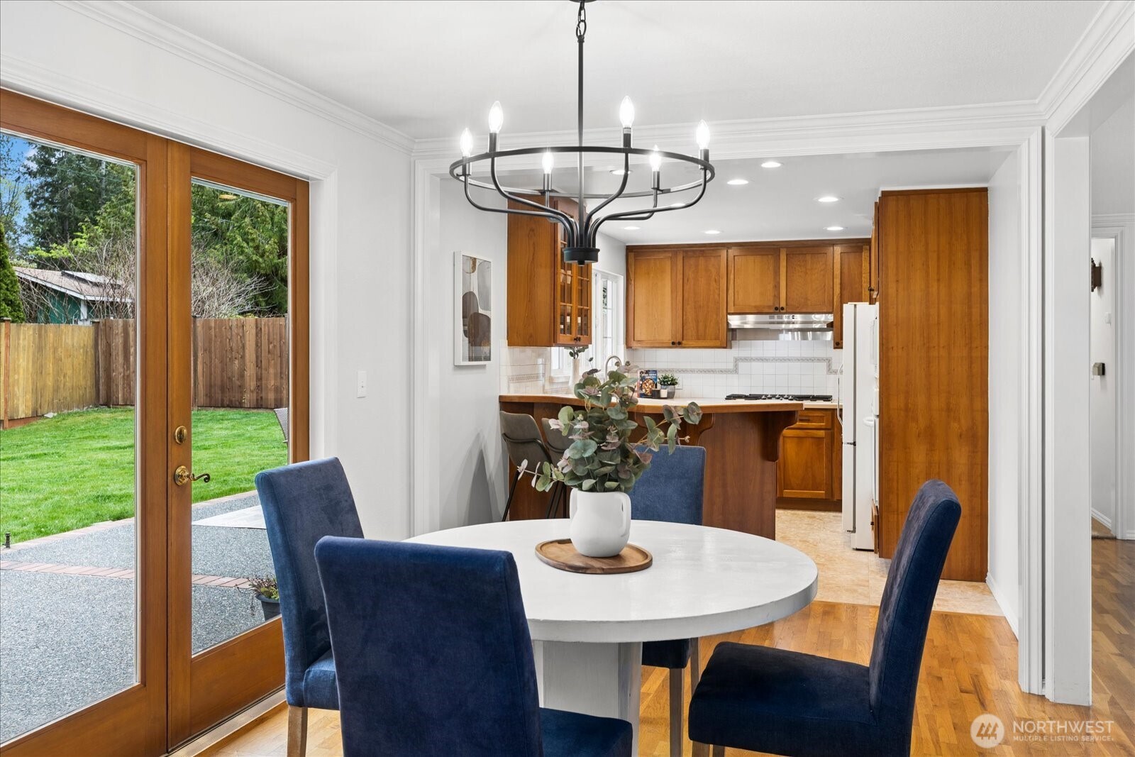 320 NW 202nd Street , Shoreline, WA 98177