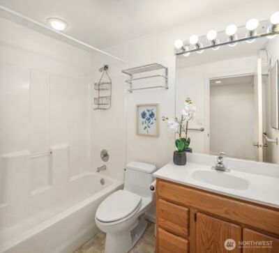 558 20th Avenue , Kirkland, WA 98033 - Photo 27