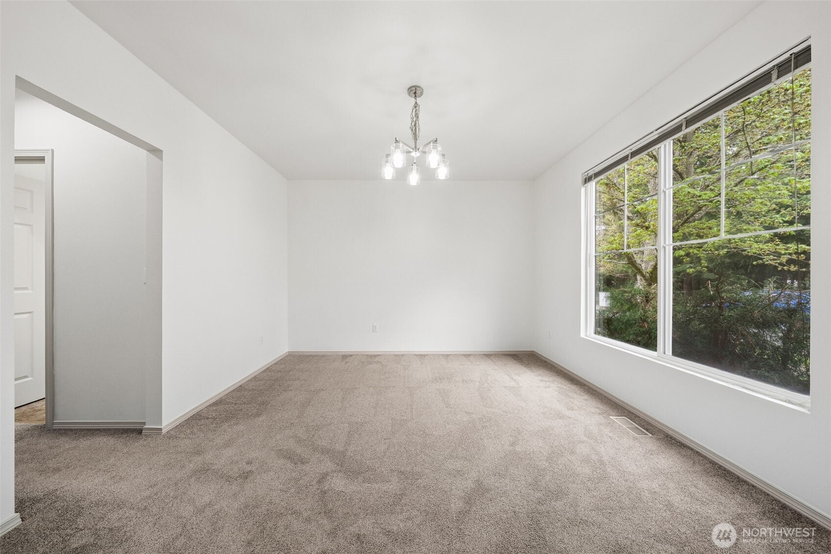 8708 132nd Street E, Puyallup, WA 98373