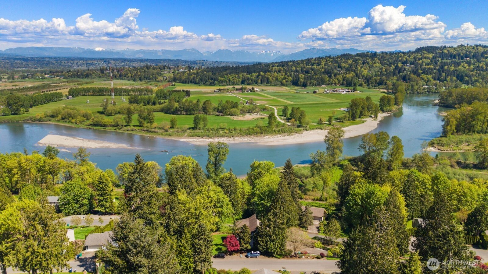 13711 Kenwanda Drive , Snohomish, WA 98296