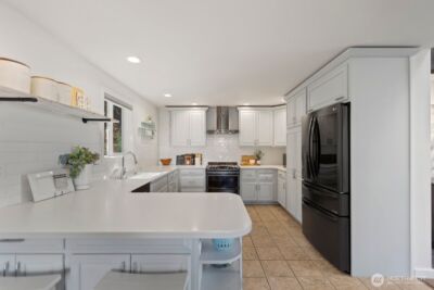 13711 Kenwanda Drive , Snohomish, WA 98296 - Photo 9