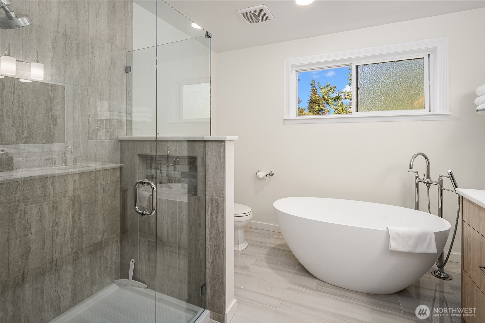 4014 SW 98th Street , Seattle, WA 98136