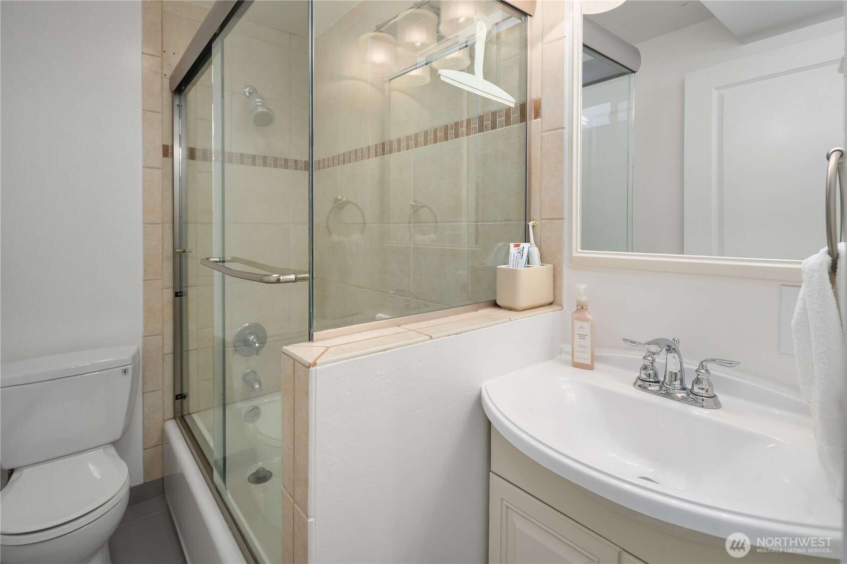 4014 SW 98th Street , Seattle, WA 98136
