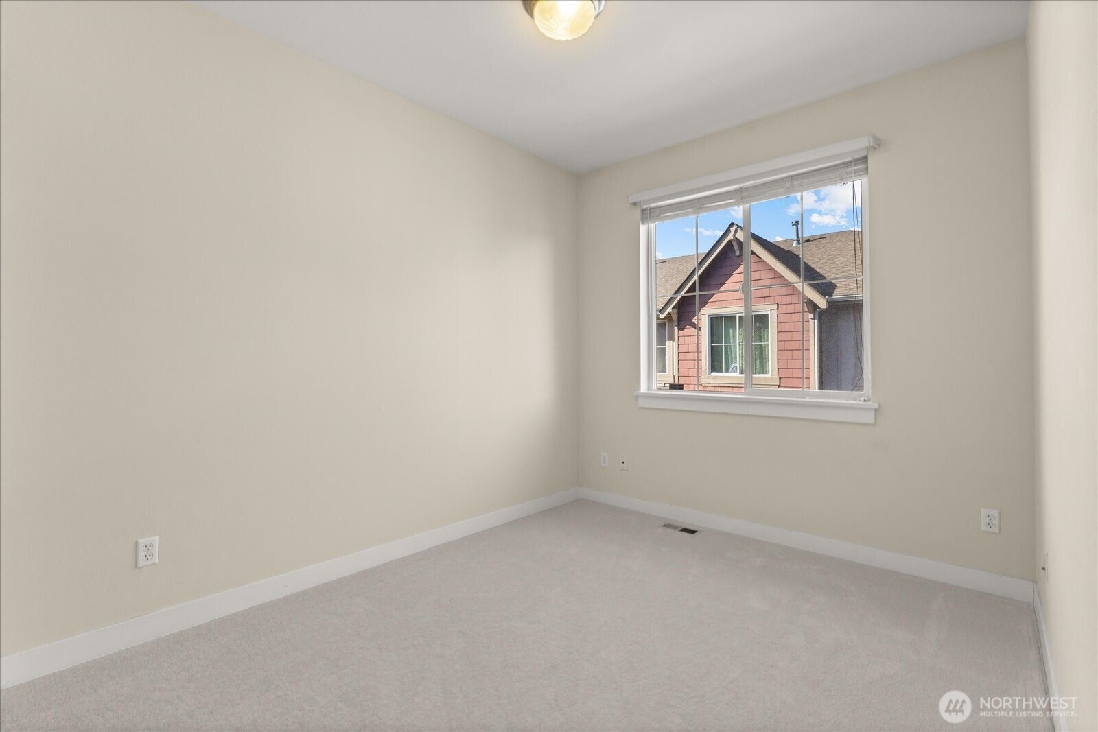 13914 N Pointe Circle #E, Mill Creek, WA 98012-4685