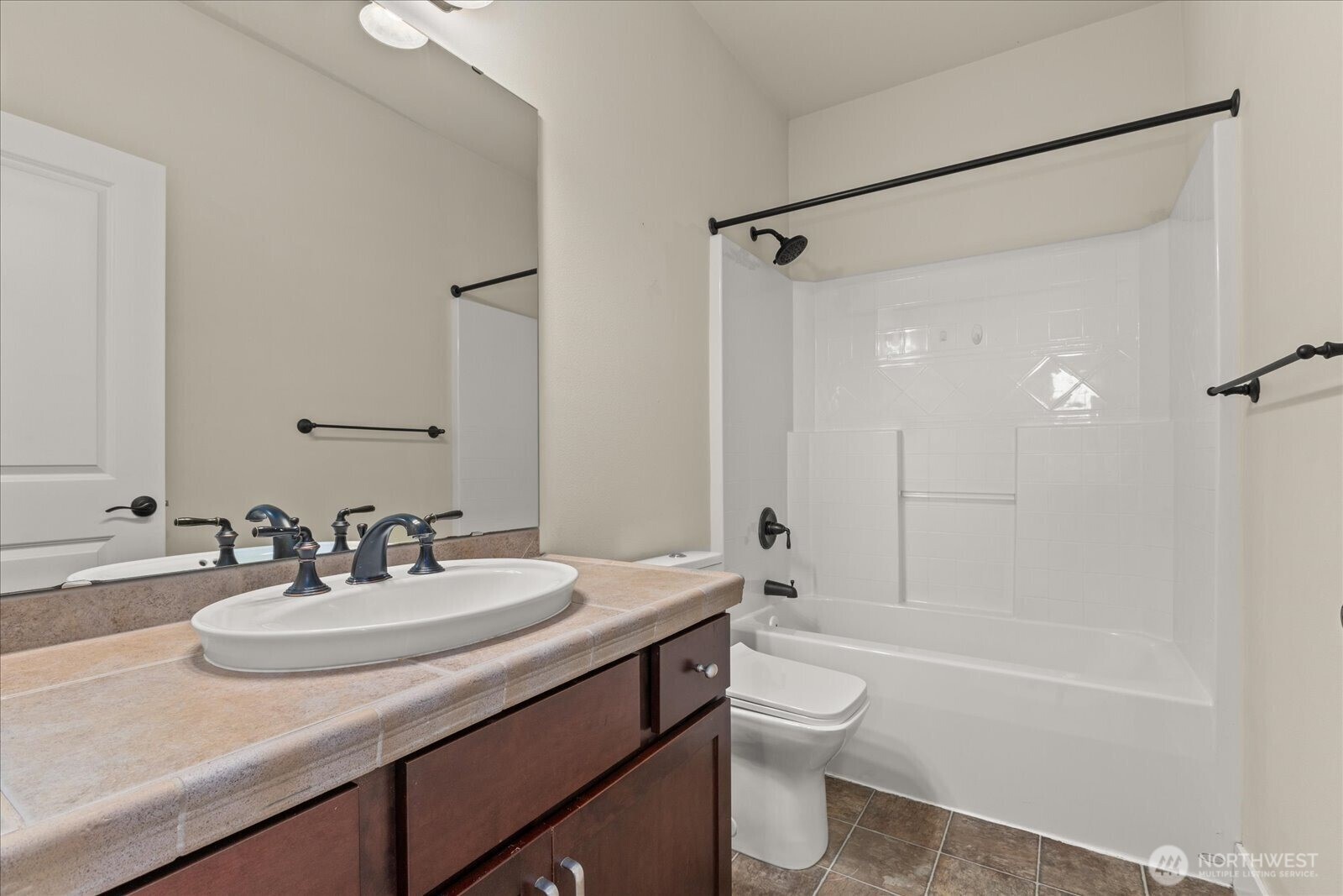 13914 N Pointe Circle #E, Mill Creek, WA 98012-4685