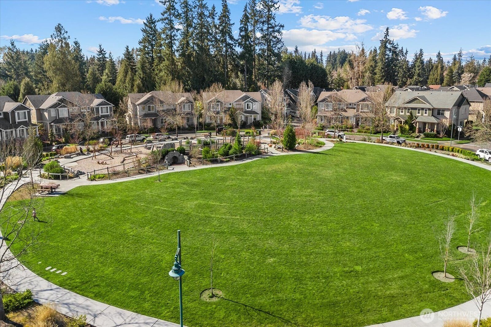 13914 N Pointe Circle #E, Mill Creek, WA 98012-4685