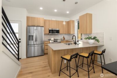 7330 25th Avenue NW, Seattle, WA 98117 - Photo 7