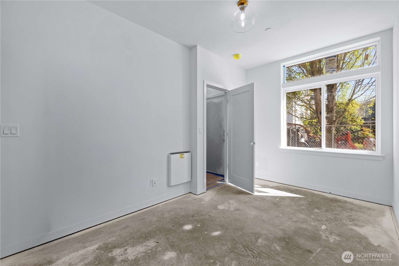 1136 A NW 57th Street , Seattle, WA 98107
