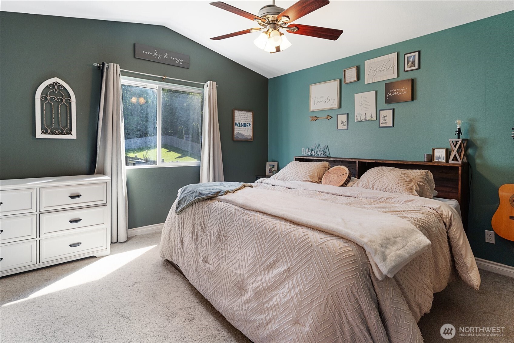 6994 E Dakota Street , Port Orchard, WA 98366