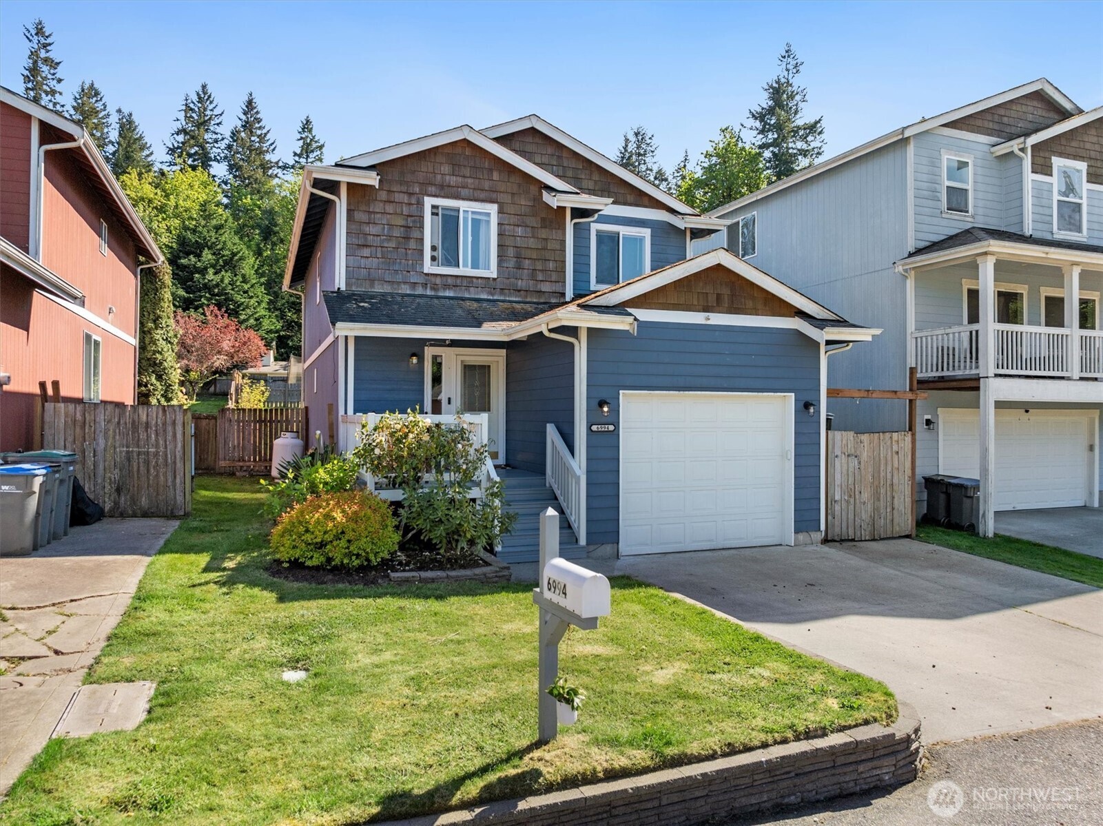 6994 E Dakota Street , Port Orchard, WA 98366