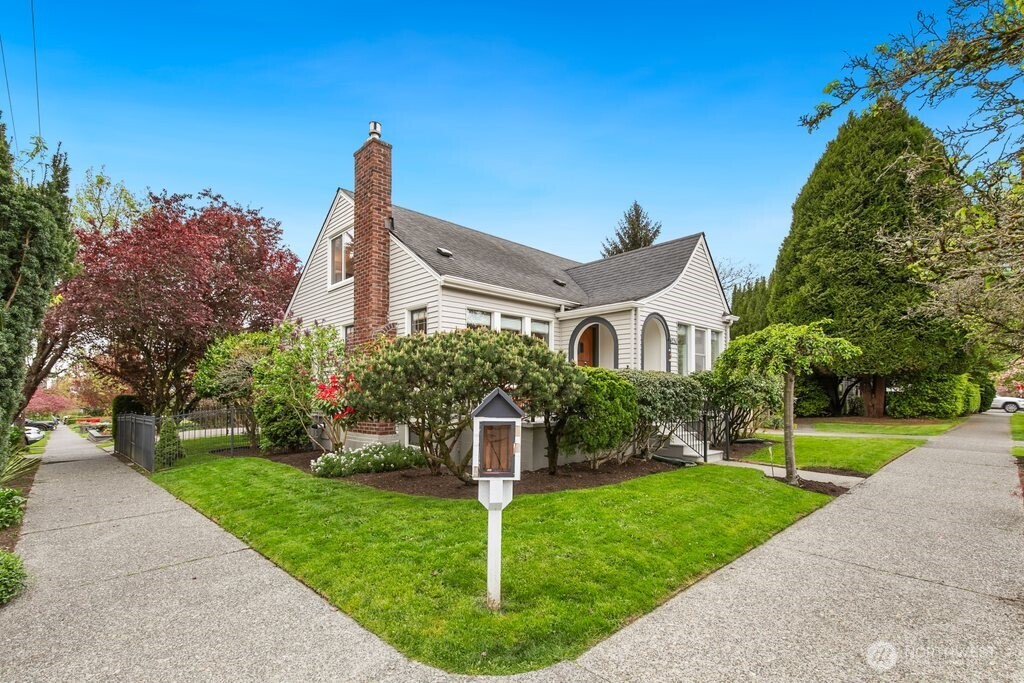 1471 NW 77th Street , Seattle, WA 98117