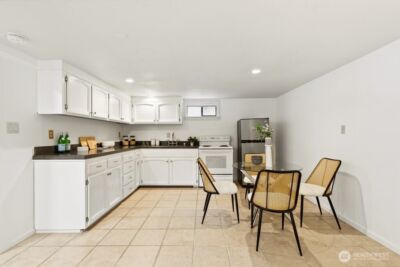1471 NW 77th Street , Seattle, WA 98117 - Photo 25