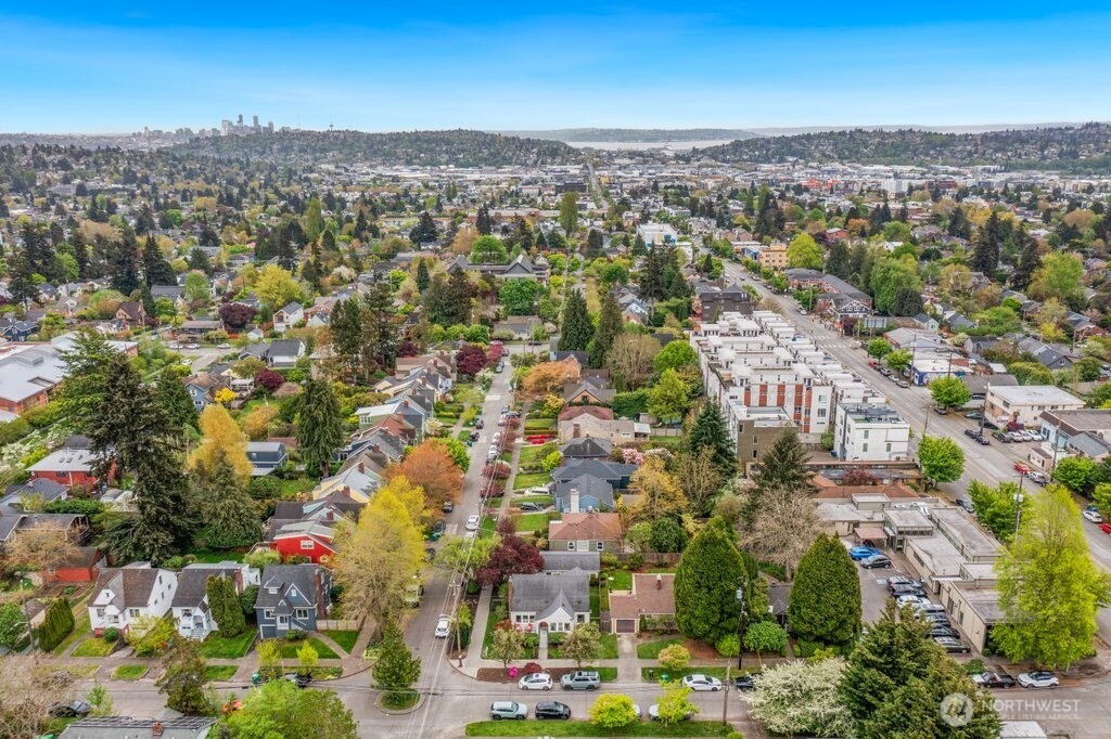 1471 NW 77th Street , Seattle, WA 98117