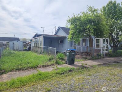 241 SW 10th Street , Chehalis, WA 98532 - Photo 3