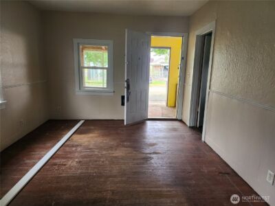 241 SW 10th Street , Chehalis, WA 98532 - Photo 5