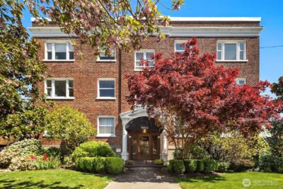 1902 Bigelow Avenue N #403, Seattle, WA 98109 - Photo 21
