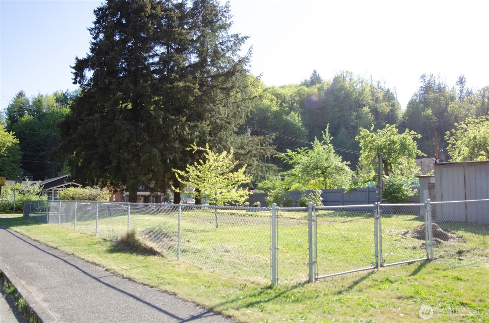 7504 S Dillard Avenue , Concrete, WA 98237