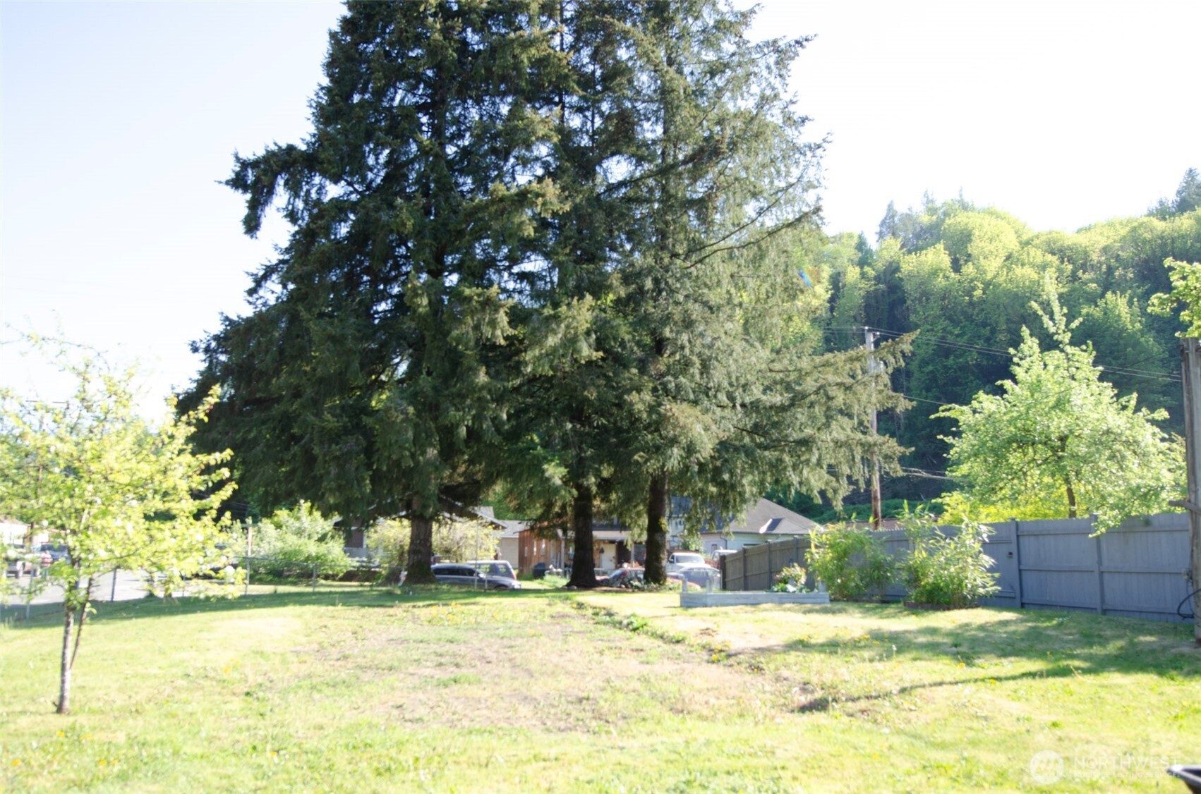 7504 S Dillard Avenue , Concrete, WA 98237