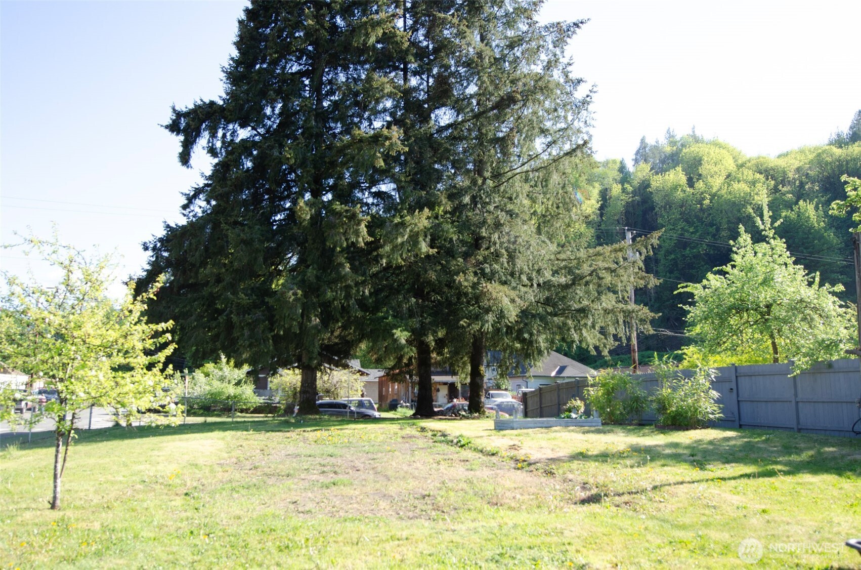7504 S Dillard Avenue , Concrete, WA 98237