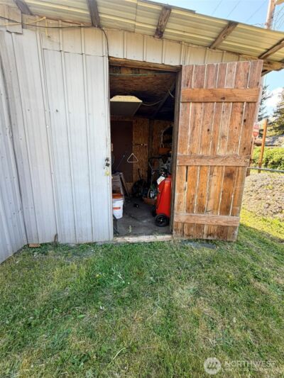 7504 S Dillard Avenue , Concrete, WA 98237 - Photo 3