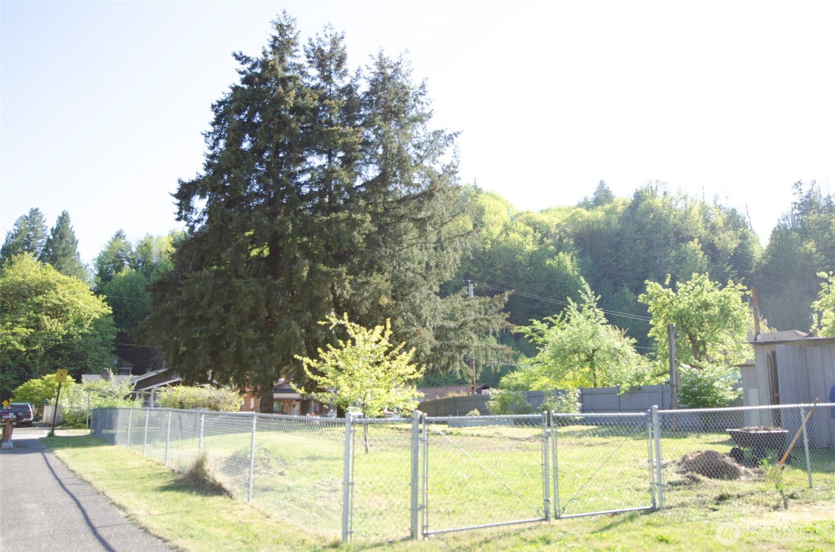 7504 S Dillard Avenue , Concrete, WA 98237