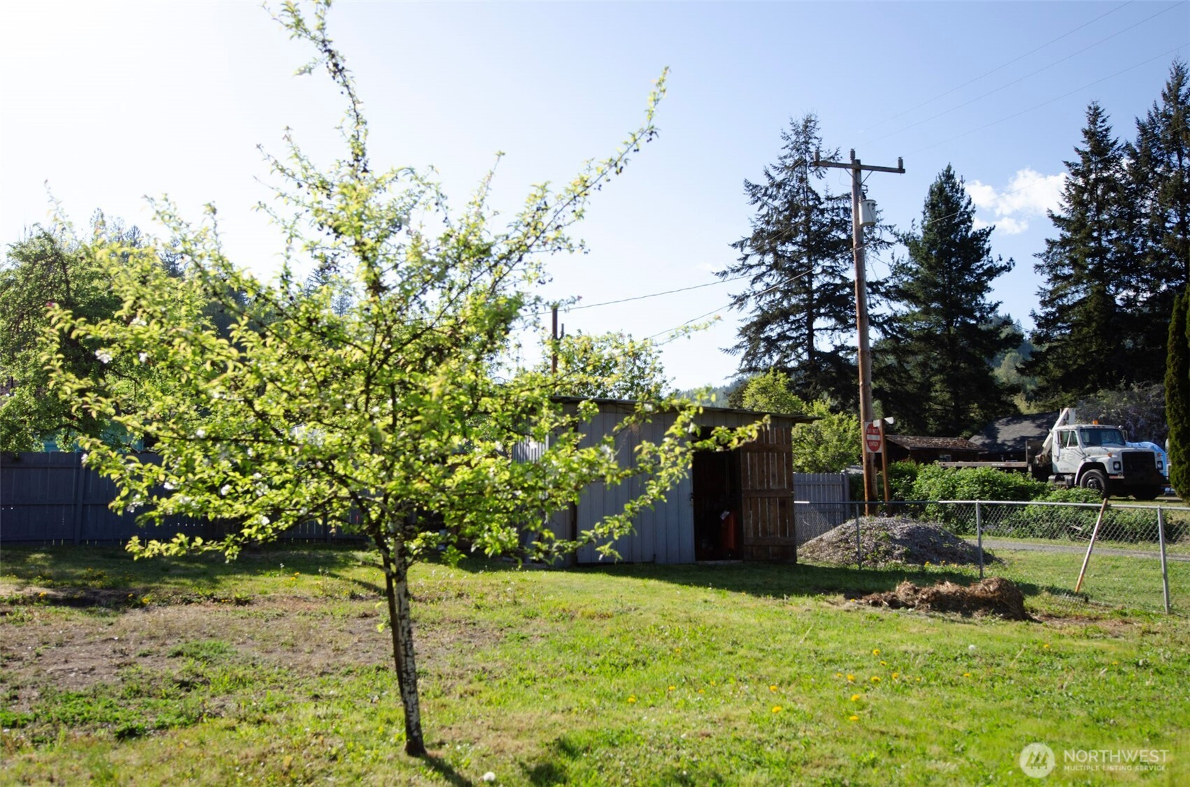 7504 S Dillard Avenue , Concrete, WA 98237
