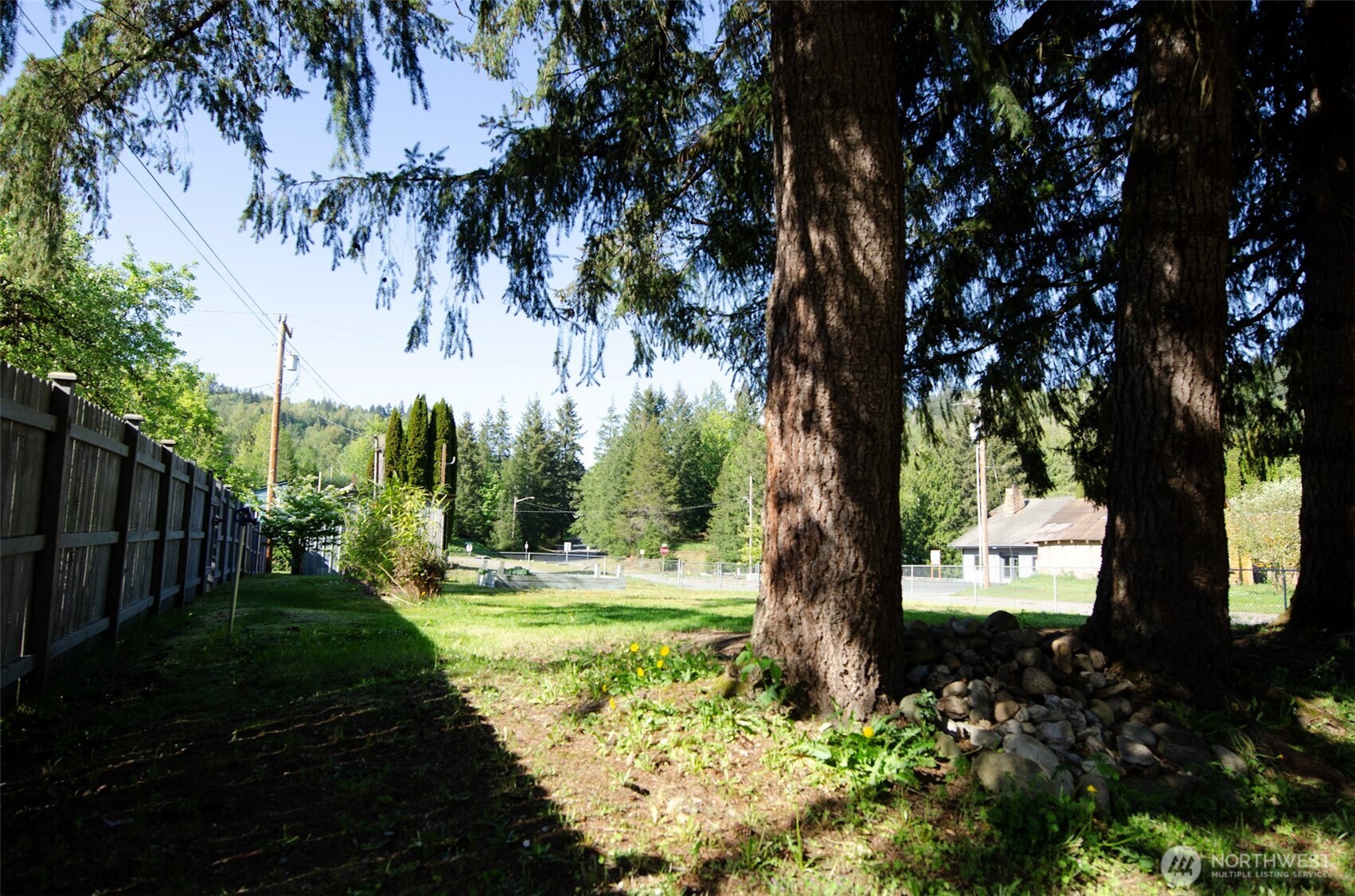 7504 S Dillard Avenue , Concrete, WA 98237