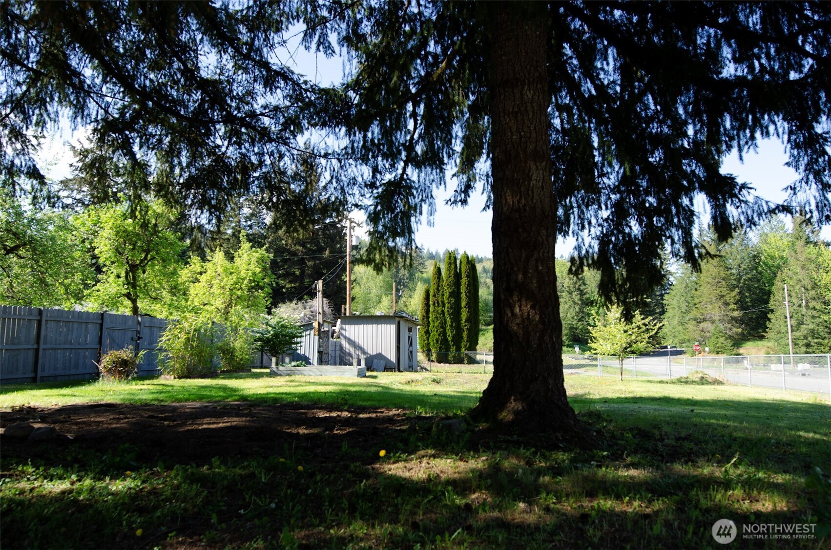 7504 S Dillard Avenue , Concrete, WA 98237