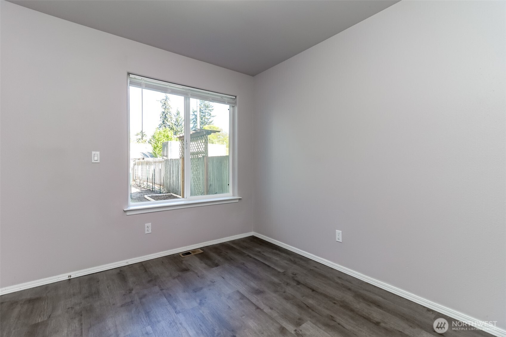 27012 117th Place SE, Kent, WA 98030
