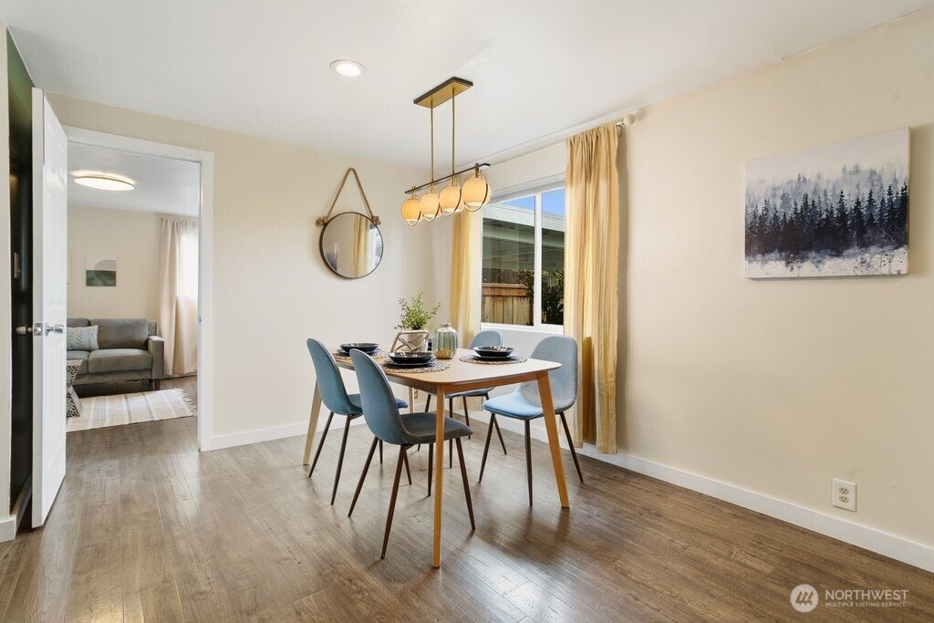 12214 4th Avenue SW, Seattle, WA 98146-2951